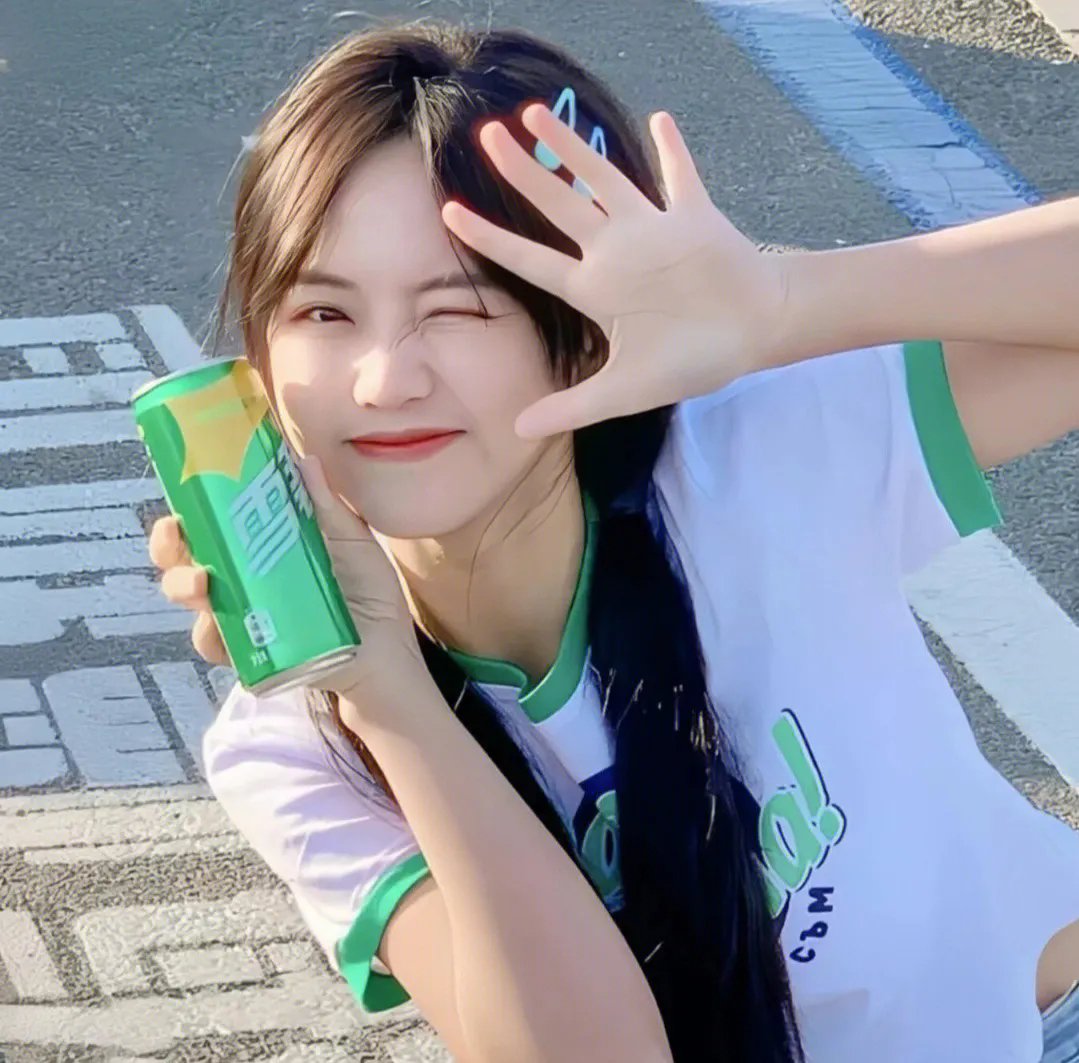百变小姬子
